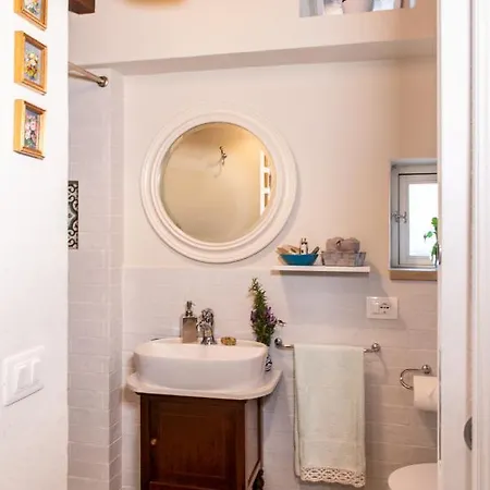 Rocca Del Dimore * 特拉西梅诺湖畔帕西尼亚诺