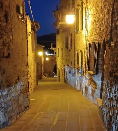 Rocca Del Dimore 特拉西梅诺湖畔帕西尼亚诺